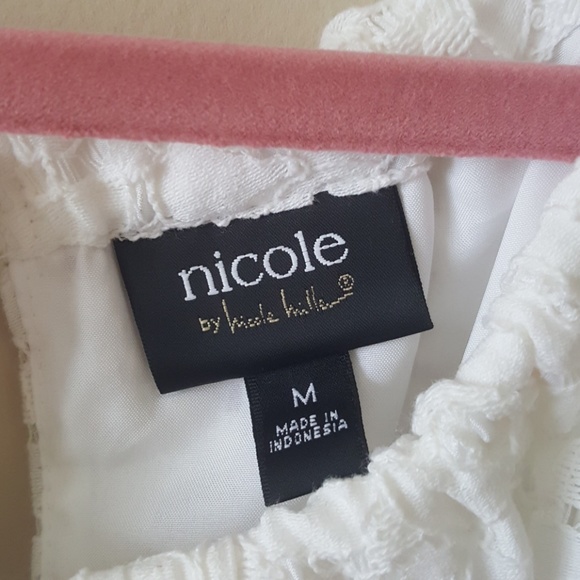 White eyelet top - Picture 3 of 3